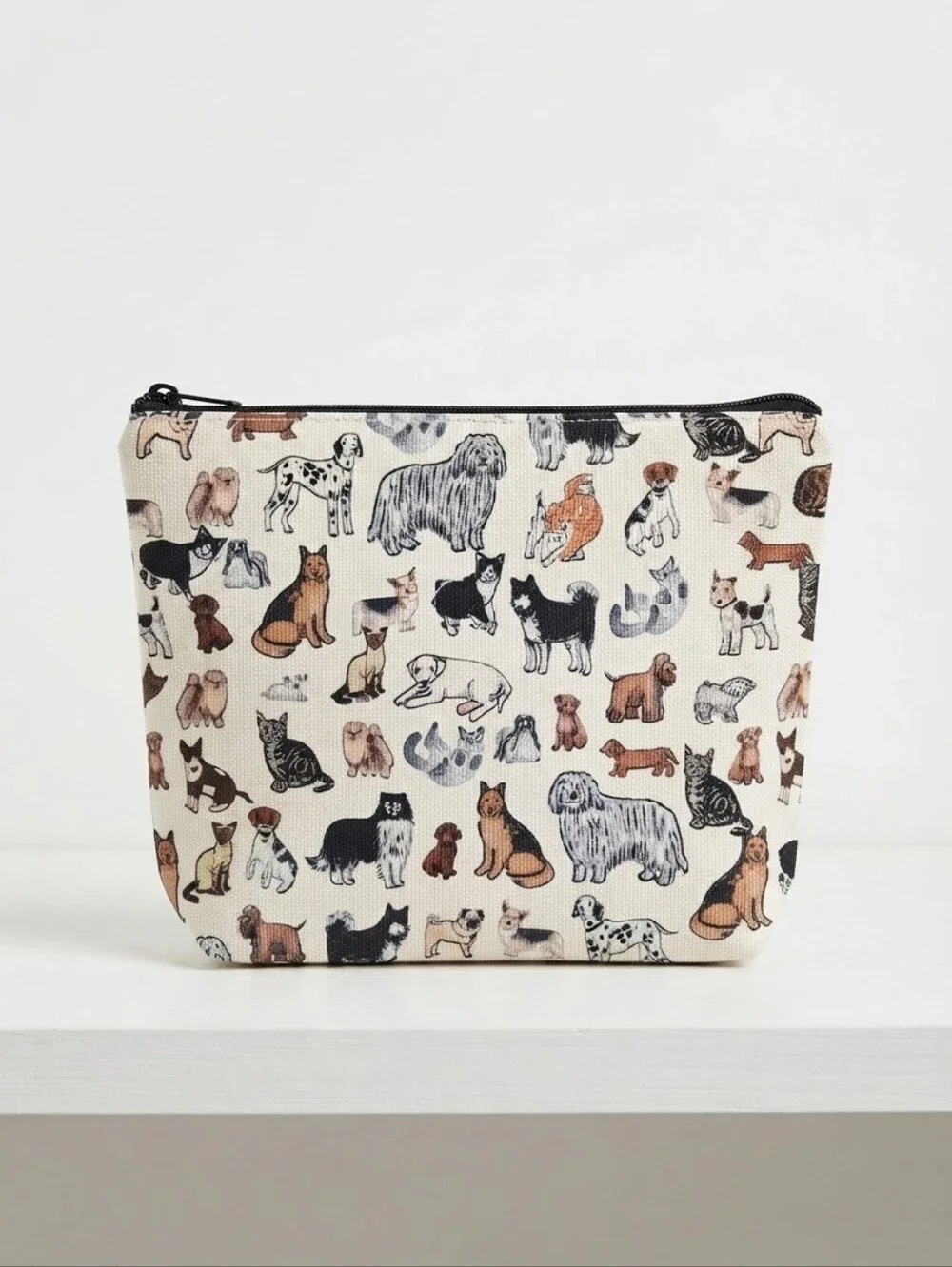 NWT Whimsical Cosmetic Bag With Dog Design (0274)
